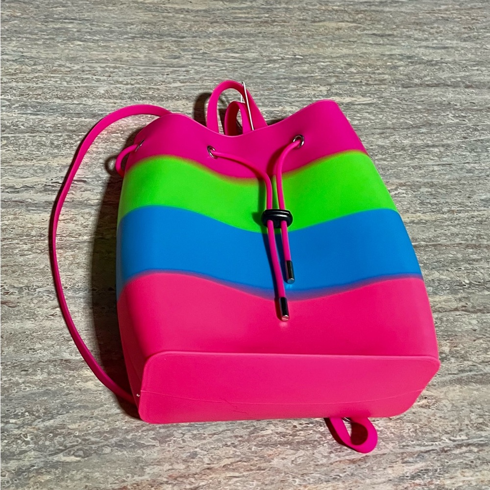 NWOT American jewel gummy silicone backpack